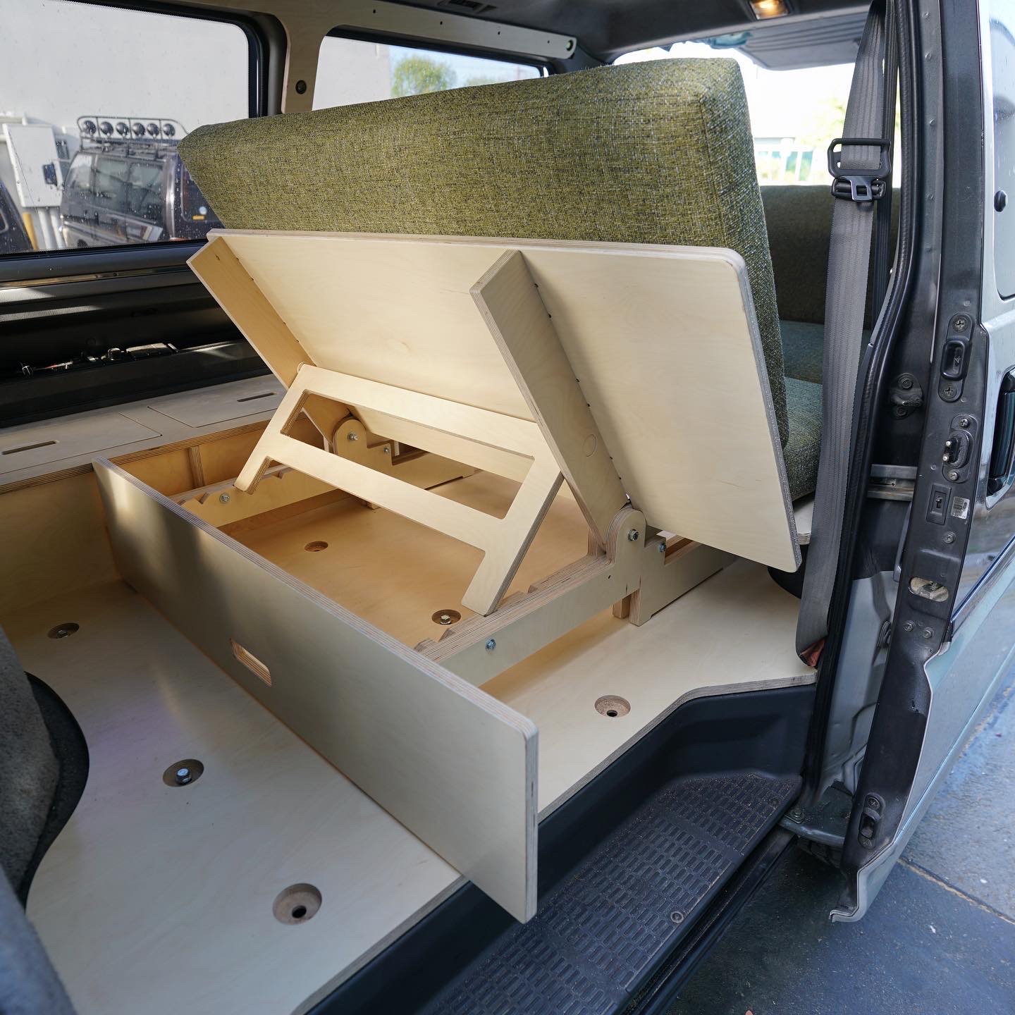 L300 Modular Bed System - Preview 3